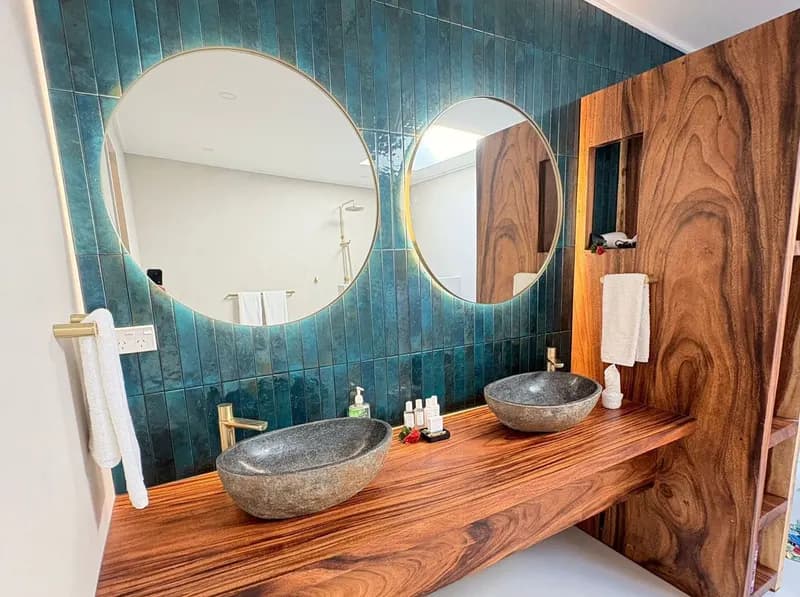Two Bedroom Home w Pool