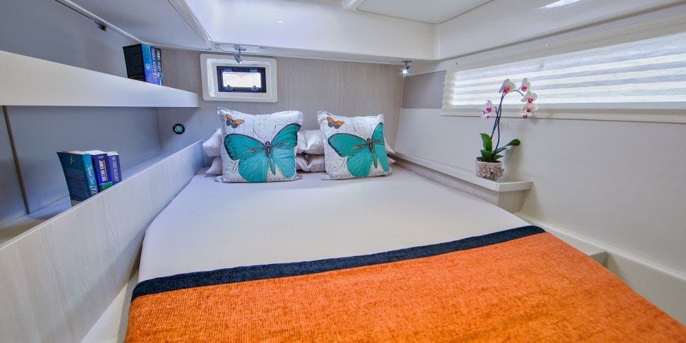 48ft Catamaran Cabin — photo 1 of 9